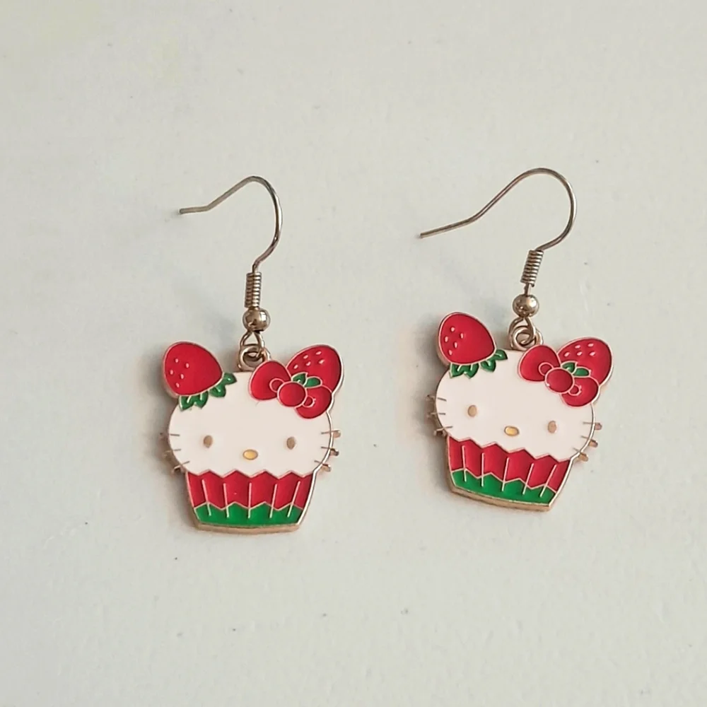 Enamel Kitty in a Strawberry Basket Earrings